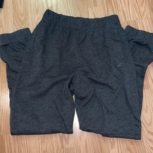 Hollister sweat pants great condition grey color